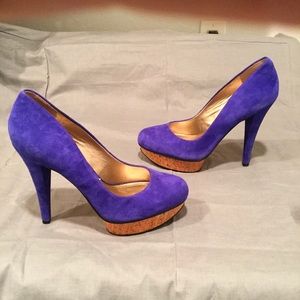 BCBGeneration Capone Platform Pump Size 8